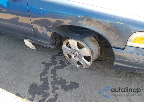 2011 Ford Crown Victoria Lx из США, поврежденный, VIN 2FABP7EV2BX163163